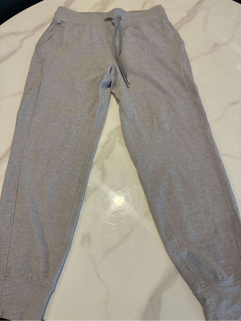 Lululemon grey jogger 
Size 10 
Waist 16 inches length 39 1/2 ininseam 28 in